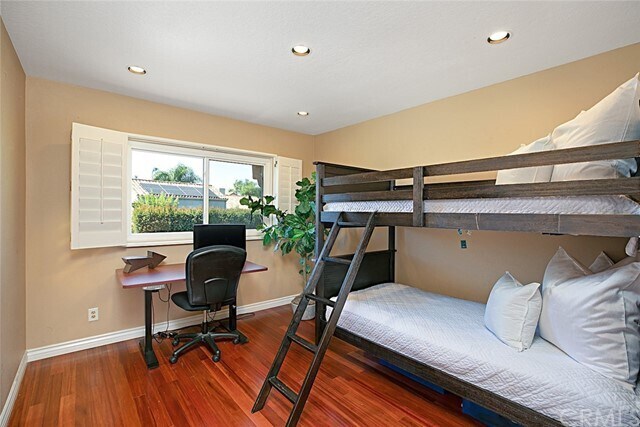 Building Photo - 23 Las Cruces