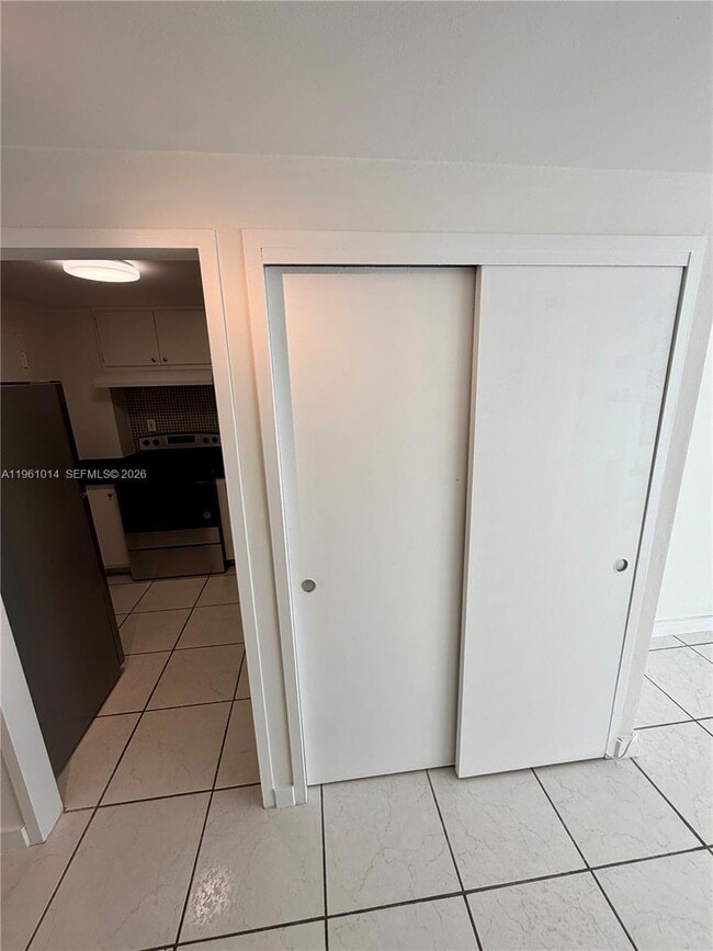 Building Photo - 3301 NE 5th Ave