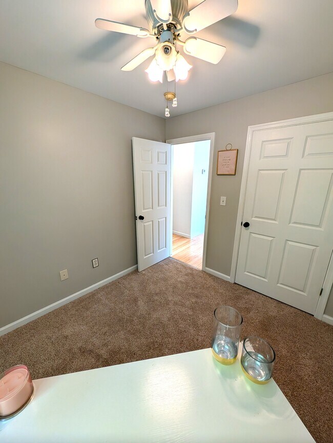 Building Photo - 113 Callahan Dr