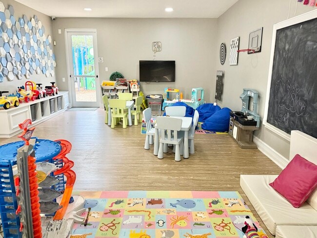 Building Photo - 11553 Big Sky Ct