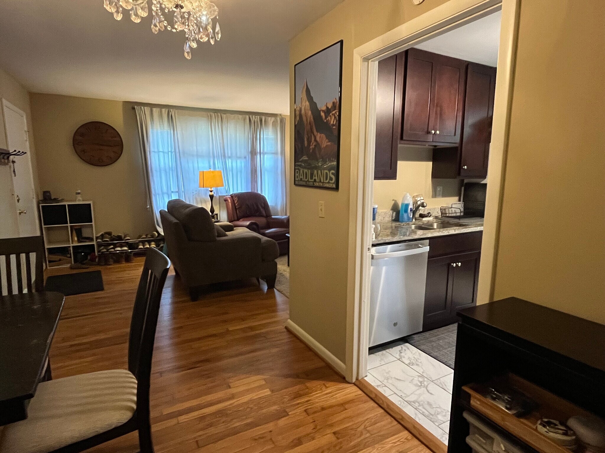 Building Photo - 3003 Oakland Ave