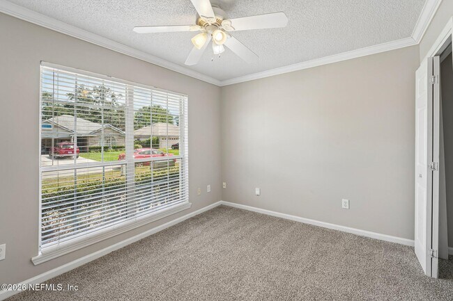Building Photo - 1219 Stern Way