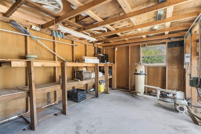 Building Photo - 818 Southern Pine Ln