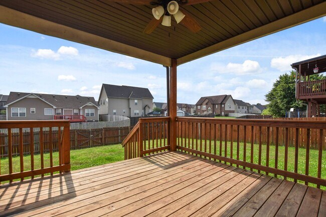 Building Photo - Four Bedroom in Fields of Northmeade!