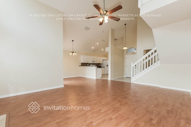 Building Photo - 4802 Woodmere Rd