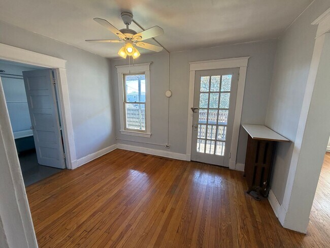 Building Photo - 23 Randall St