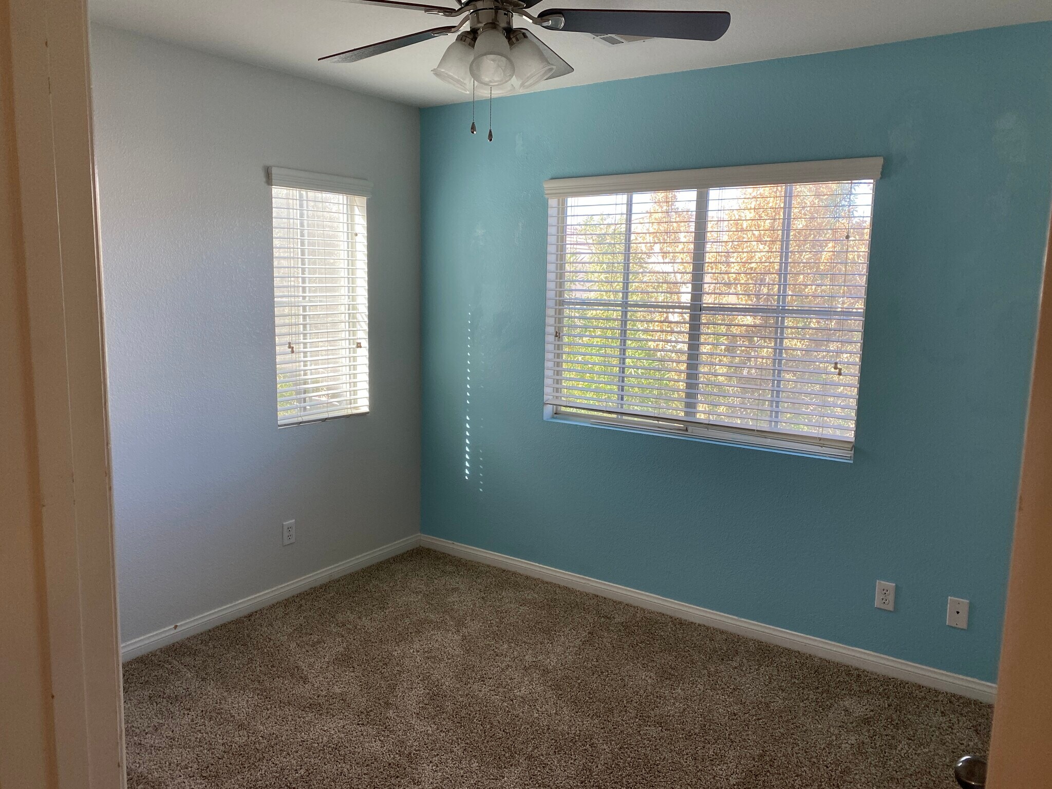 Room 2 - 1599 Evening Spirit Ave