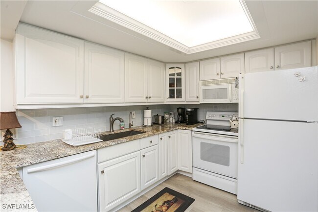 Building Photo - 3030 Binnacle Dr