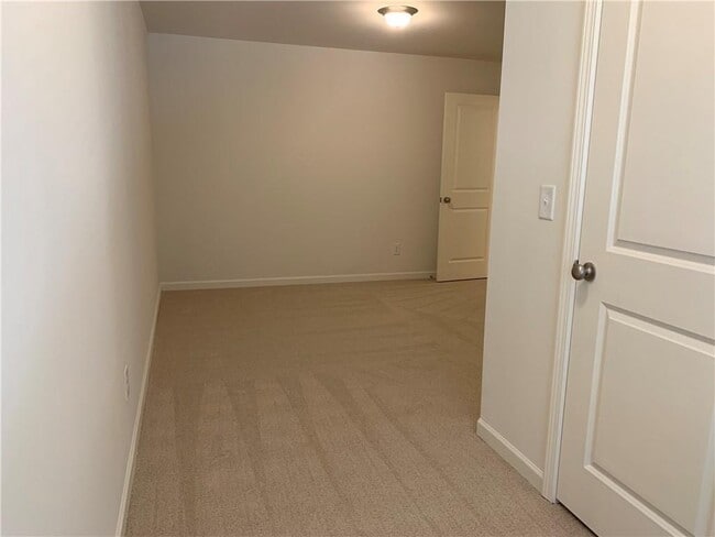 Building Photo - 4908 Longview Walk