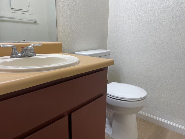 Building Photo - 1645 Pyrenees Ave