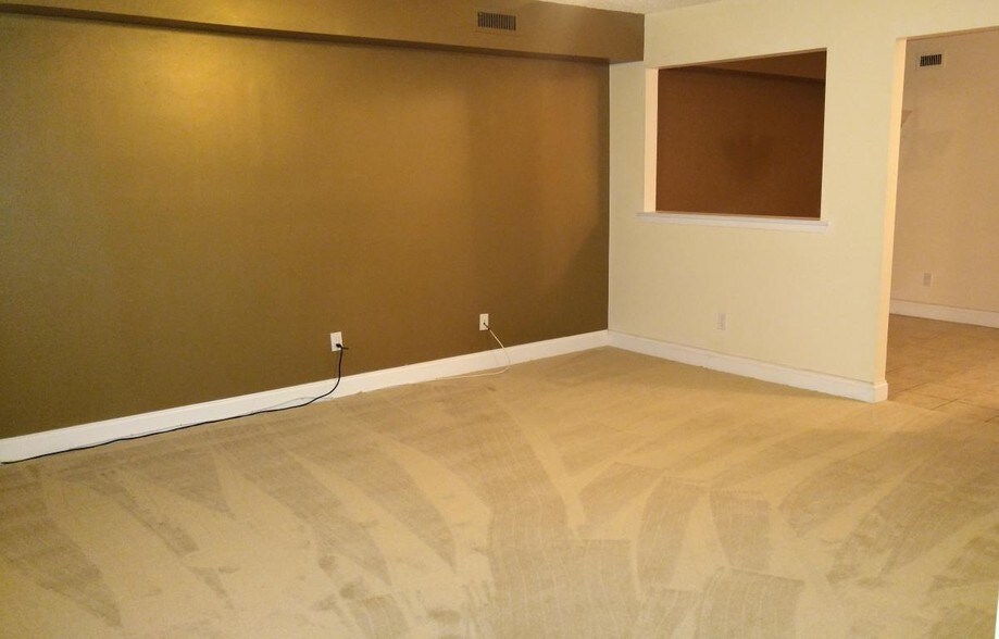 Living ROom - 2047 Jason Dr
