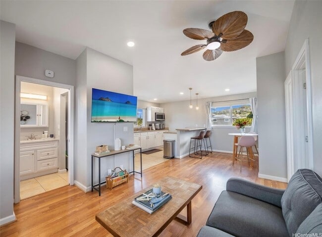 Building Photo - 964 Iopono Loop