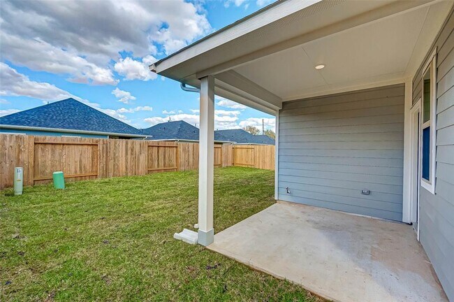 Building Photo - 31738 Wellington Pass