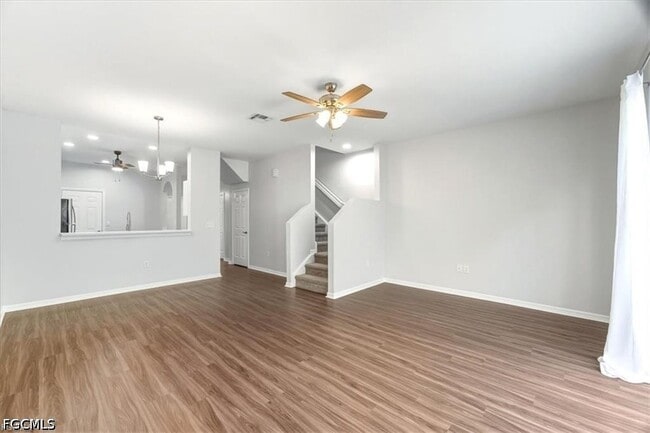 Building Photo - 3630 Pine Oak Cir