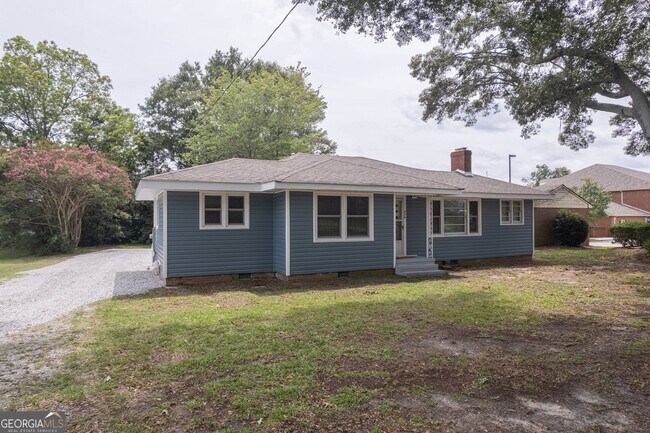 Building Photo - 478 E Johnson St