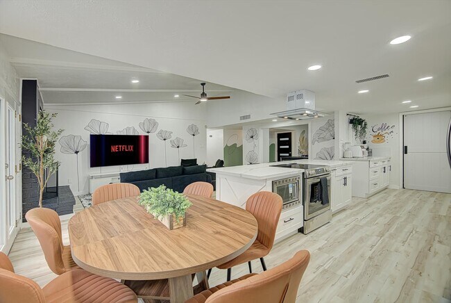 Building Photo - 7310 Corta Calle Dr