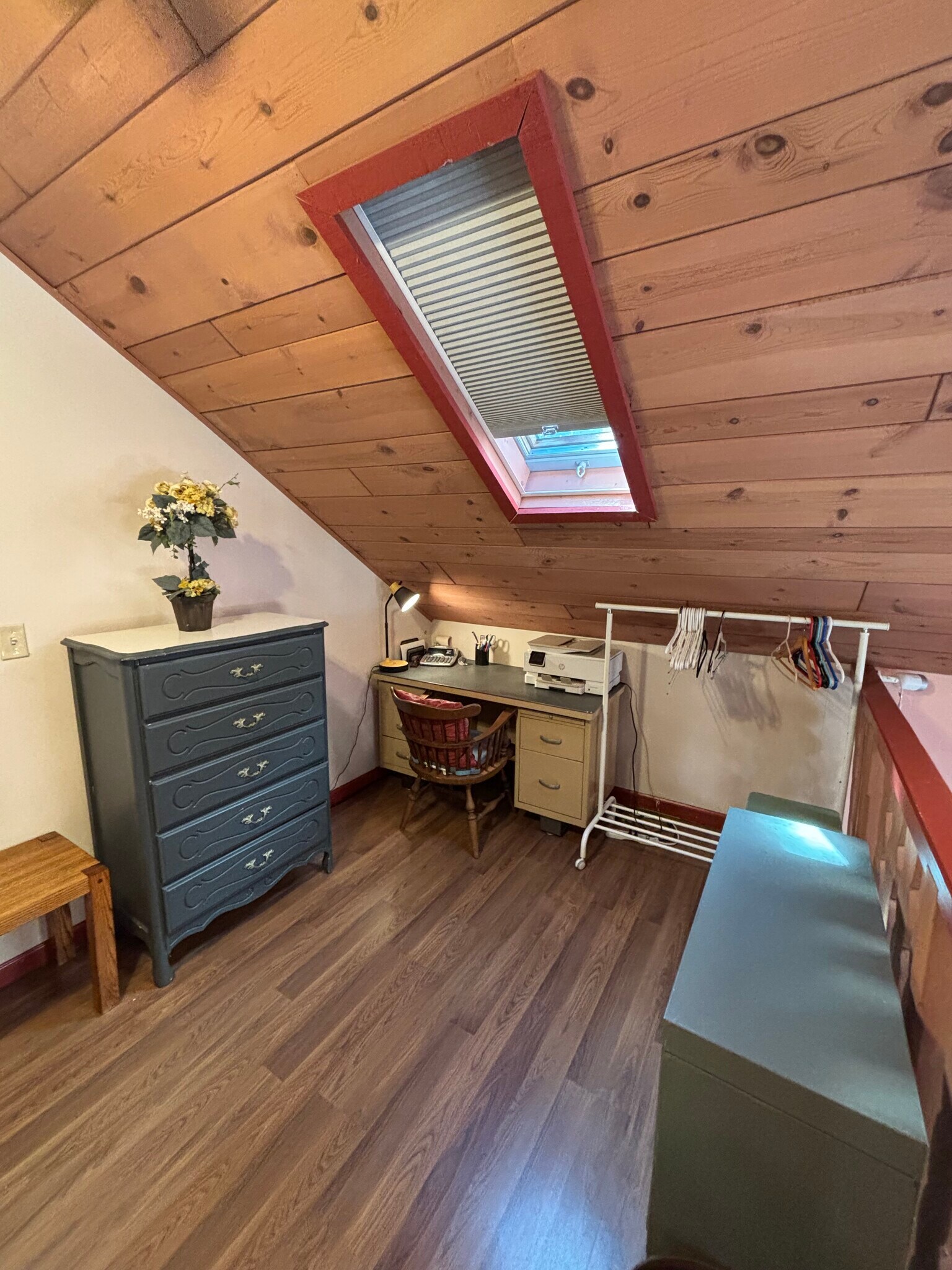 Loft office workspace - 4045 Caribon St