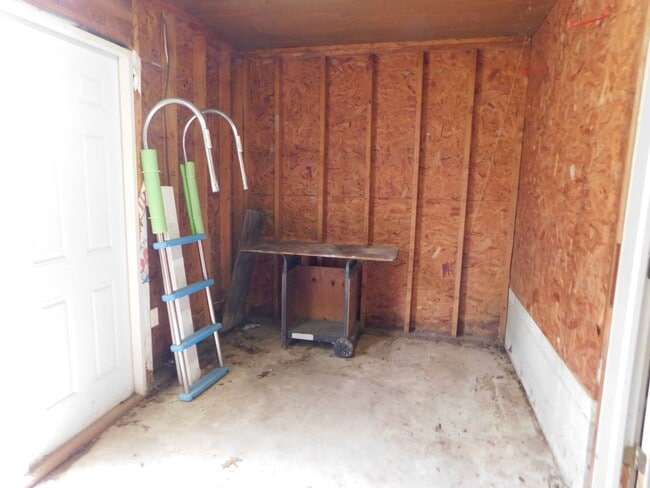 Building Photo - Waterfront Home In Perquimans County