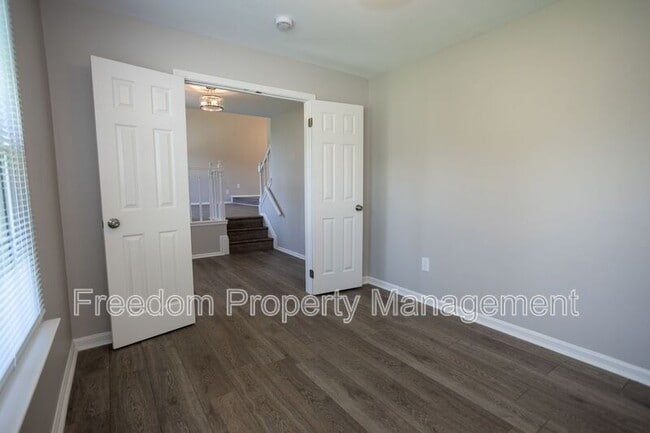 Building Photo - 10116 Wimbledon Ct