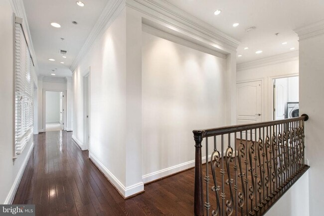 Building Photo - 8319 Quarry Manor Terrace