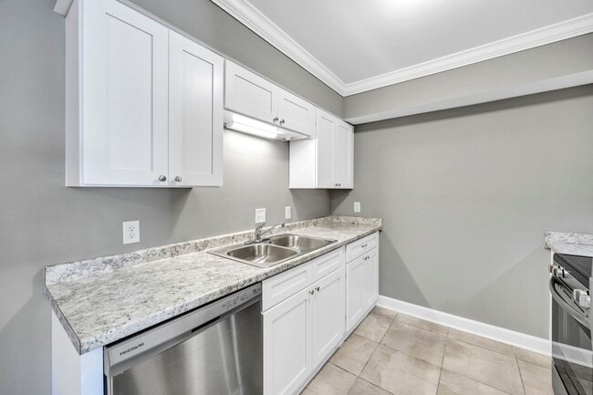 Building Photo - cpi7