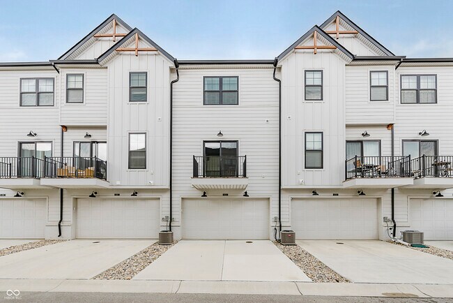 Building Photo - 4321 Barrel Ln