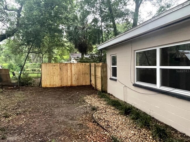 Building Photo - 4146 NW 31 Terrace