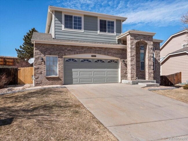 Building Photo - FABULOUS 3-BDRM, 3-BATH HOME IN GORGEOUS C...