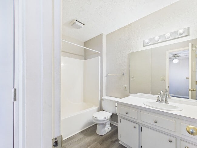 Building Photo - 293 Billie Dr