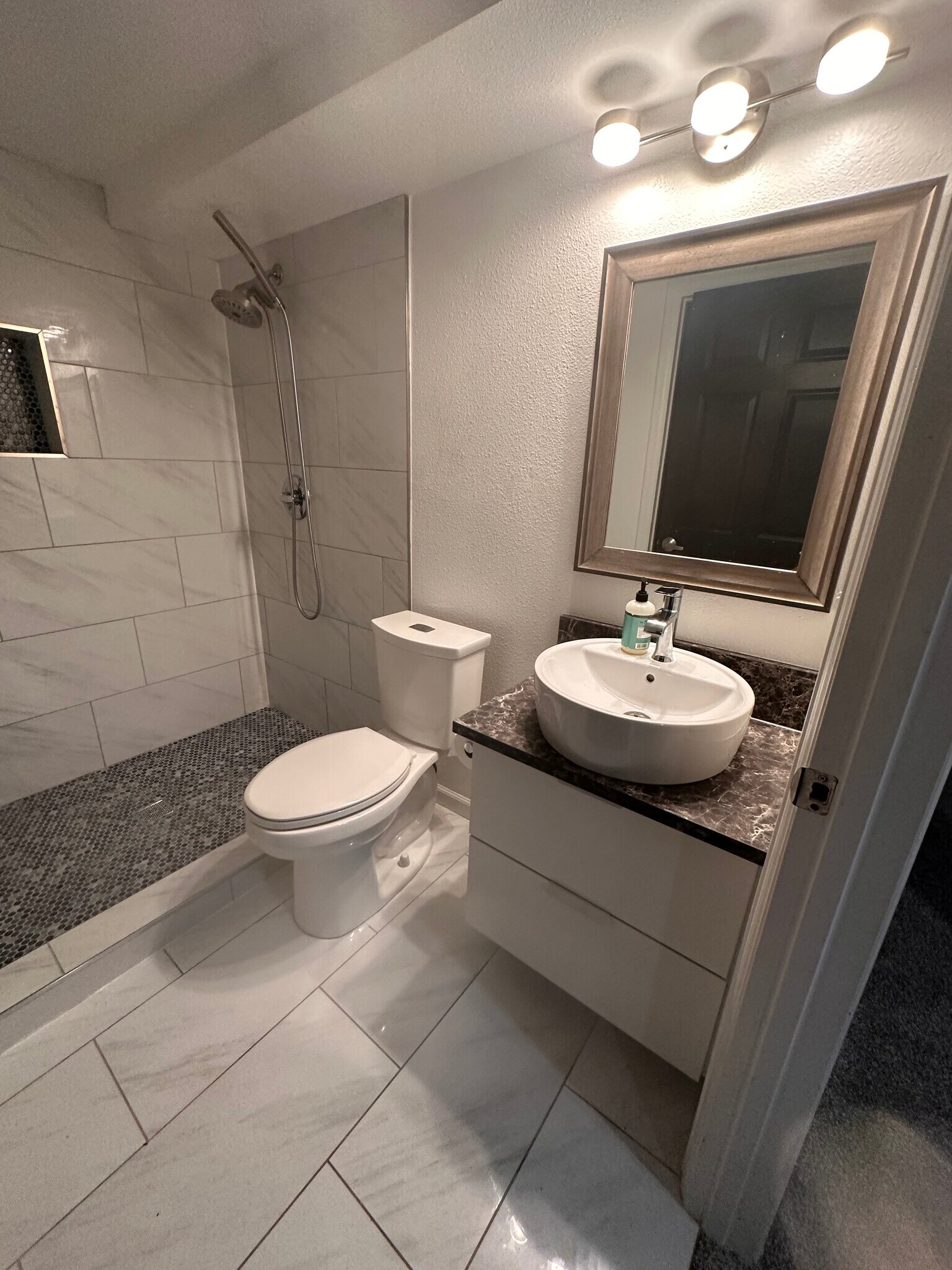 3rd Bathroom - 5536 W 115th Pl