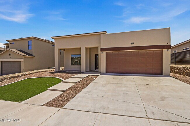Building Photo - 12580 Arrow Weed Dr