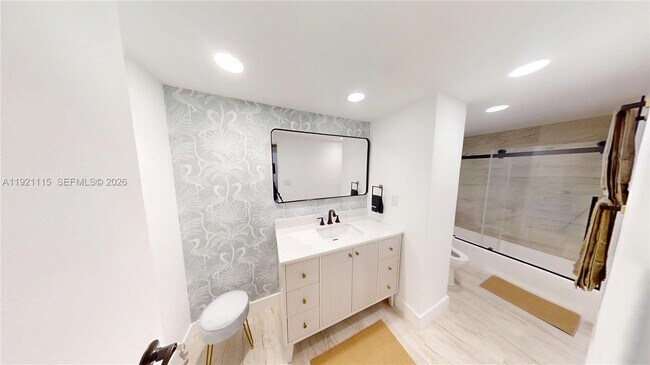 Building Photo - 4001 S Ocean Dr