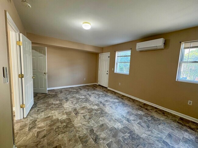 Building Photo - 42 Seaview Ave