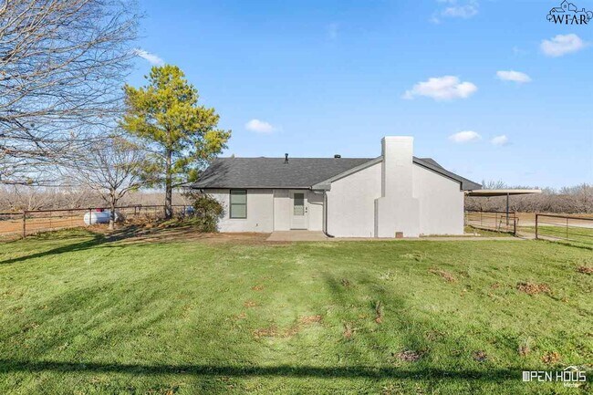 Building Photo - 1132 B N Hwy