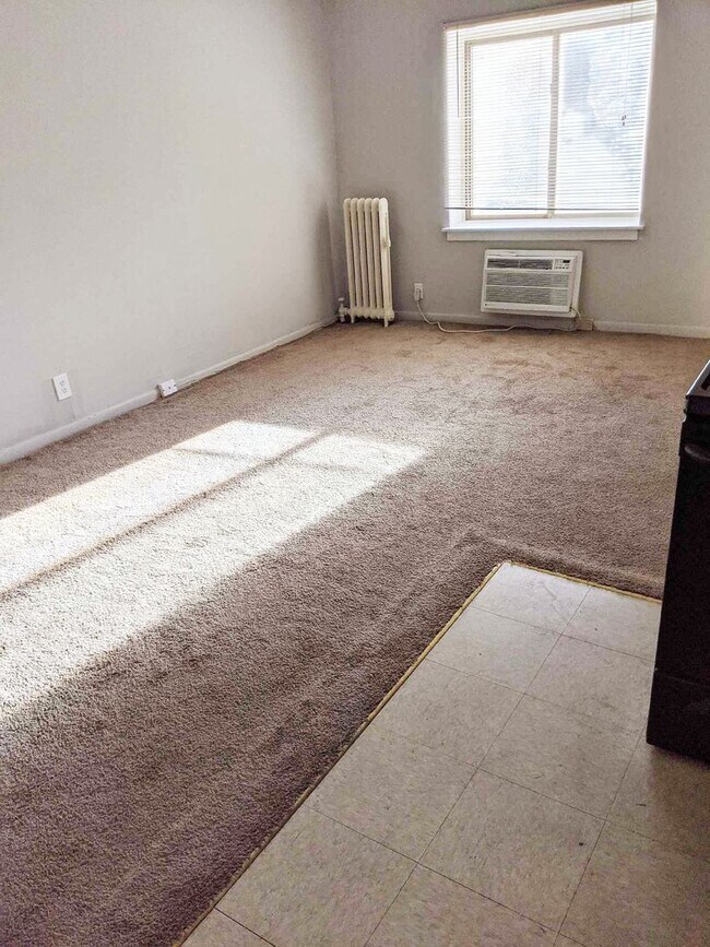 Interior Photo - Telford