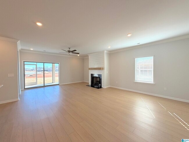 Building Photo - 214 Stockyard Cir