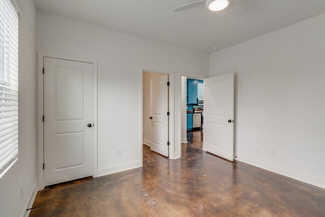 Building Photo - 1410 Barnwell St