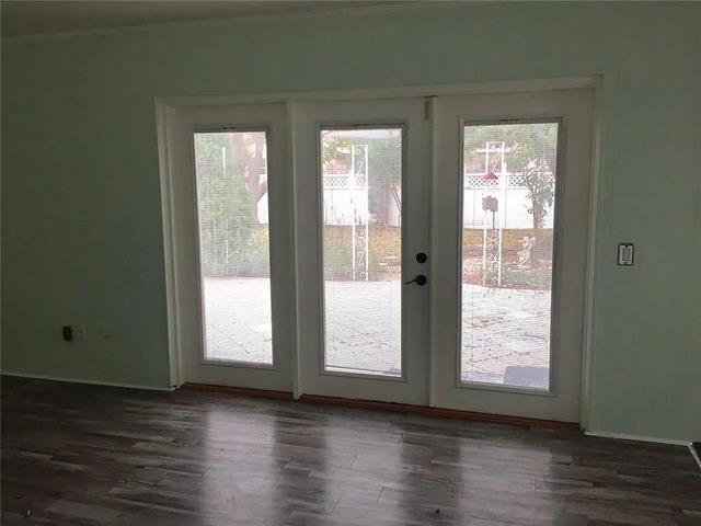 Building Photo - 4624 Bethany Dr