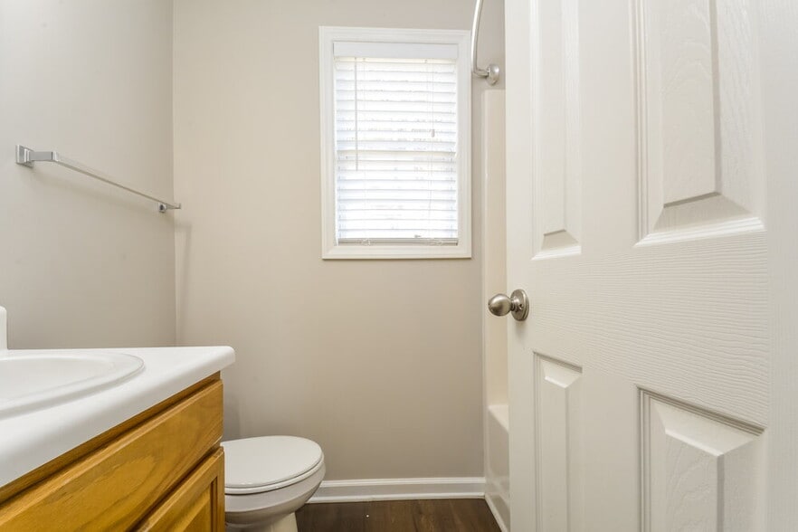 Building Photo - 1433 East Stone Arch Drive