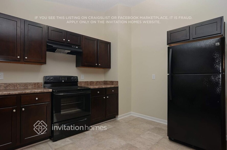 Building Photo - 6712 Songwood Dr