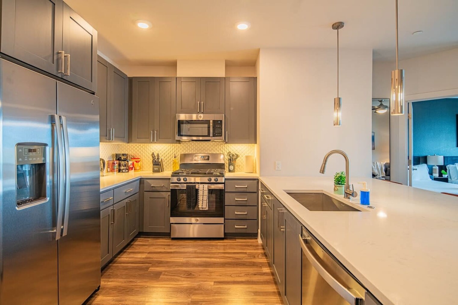 Building Photo - 15501 N Dial Blvd