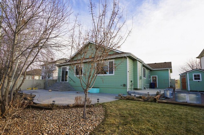 Building Photo - 4797 Sandy Ridge Ave