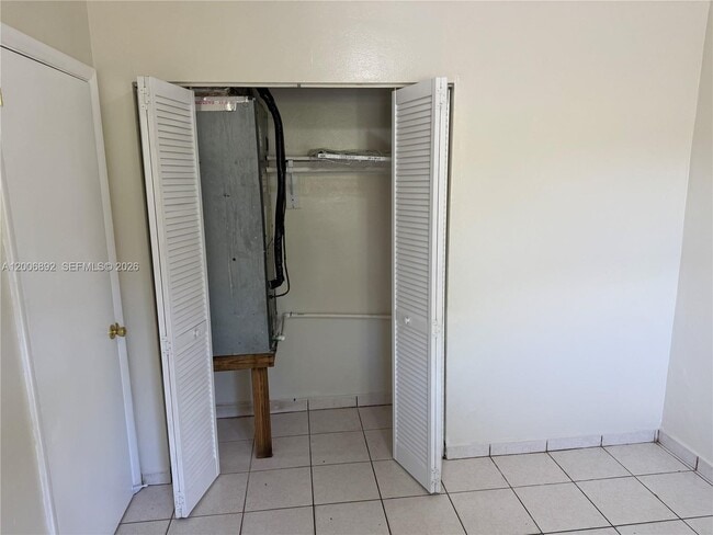 Building Photo - 10375 SW 152nd Terrace