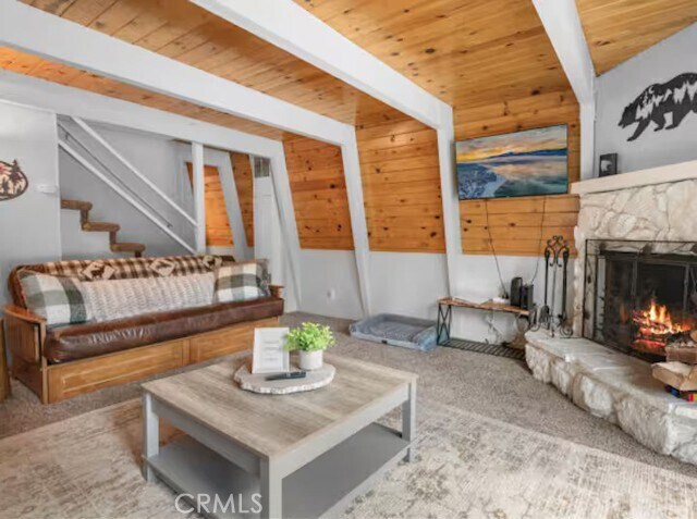 Building Photo - 1056 Sierra Ave