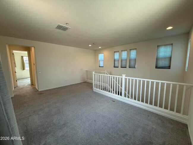 Building Photo - 263 E Lantana Dr