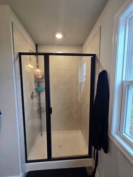 Building Photo - 8483 Scouts Rd