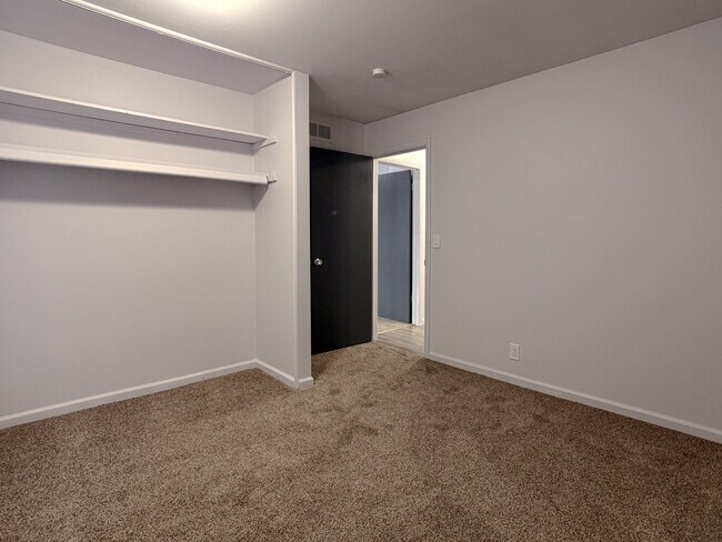 5 (9) (1) - Waverly Flatz