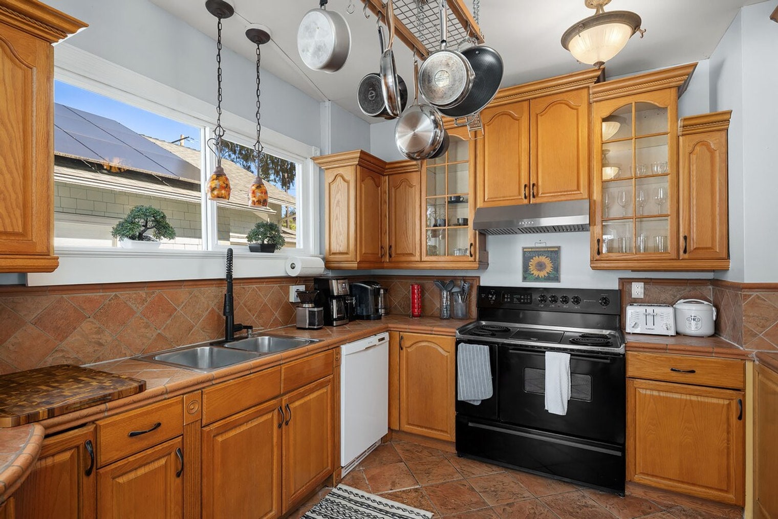 Building Photo - 3668 SW Othello St