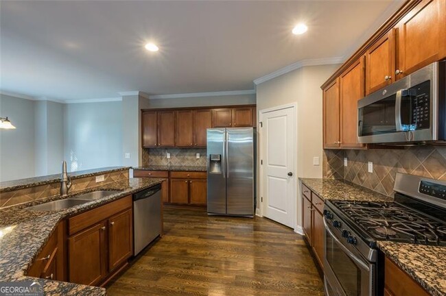 Building Photo - 2707 Silver Hill Terrace SE