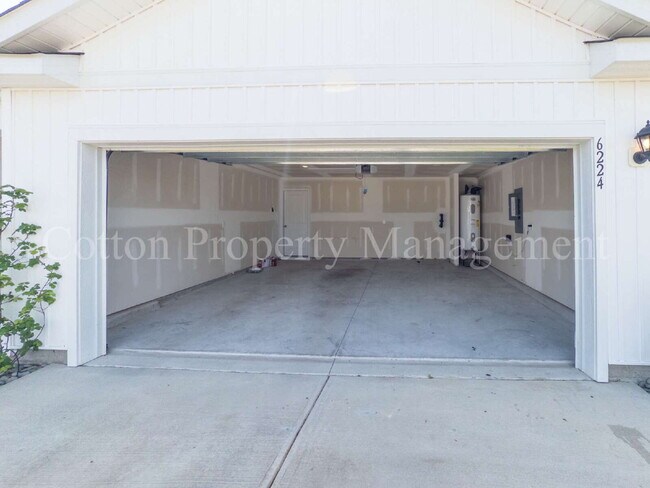 Building Photo - 6224 Centipede Pl